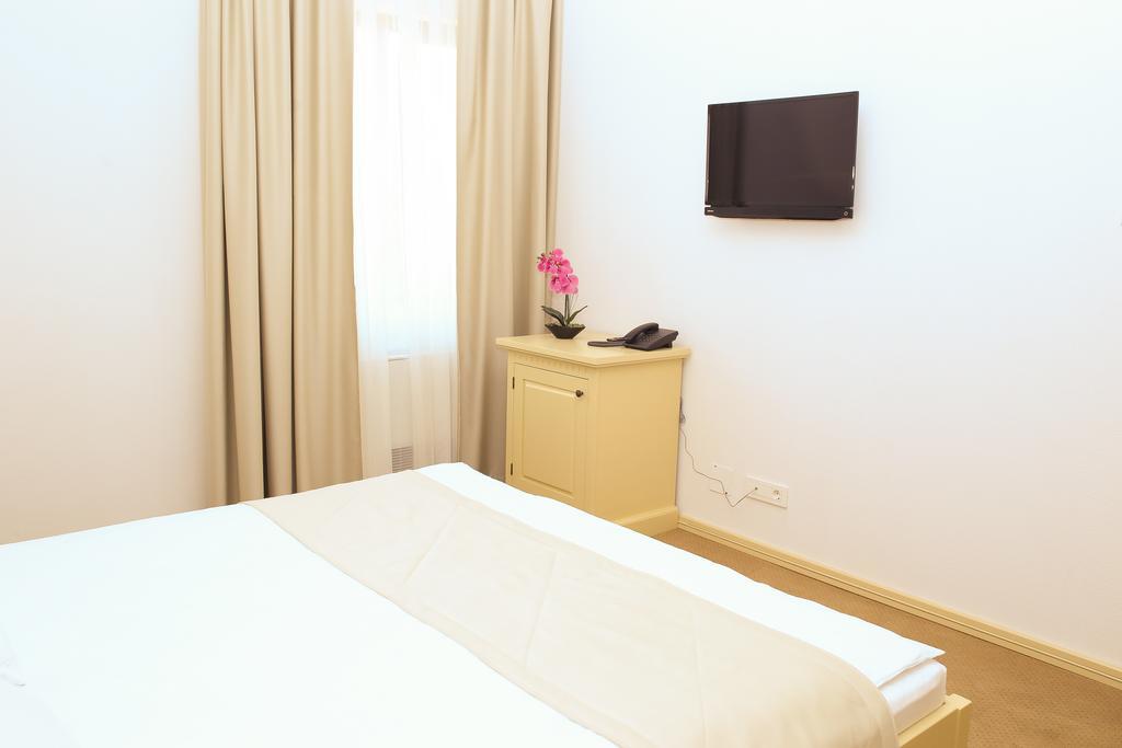 Hotel Bohemia Bacau Room photo